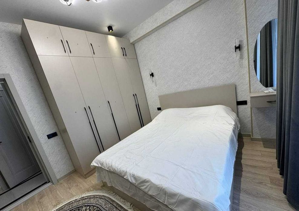 Сдается 2х комнатная квартира на 5 этаже Ориентир Бухара сити