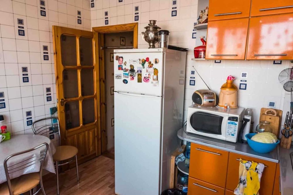 продам 2-х ком. квартиру в центре города