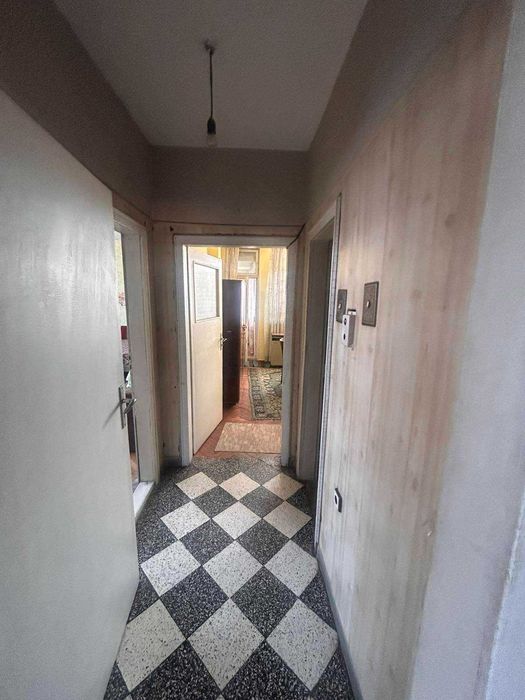 Продава се Многостаен апартамент в Търговище, Изток 1 - 108 кв.м за 926 €/кв.м - Снимка #6