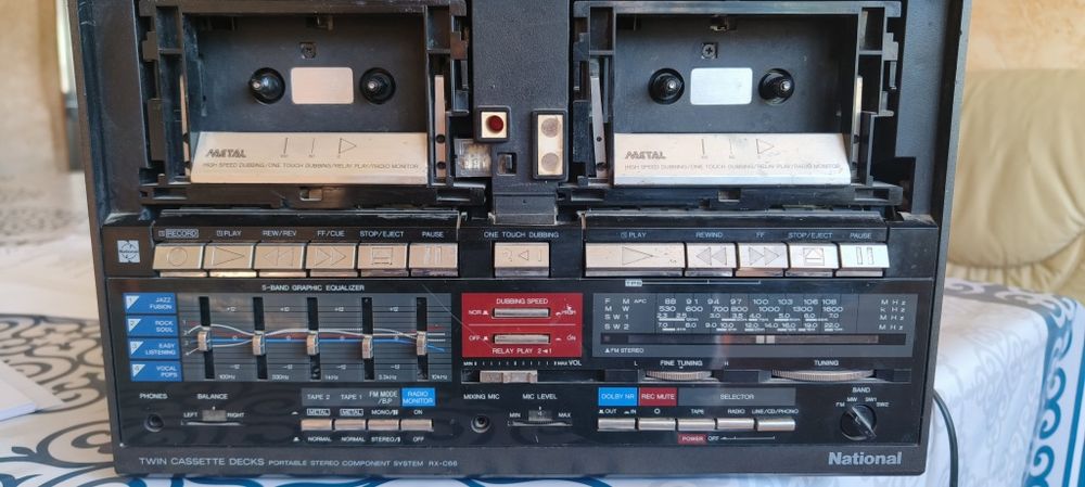 National 66, Sharp, Samsung.