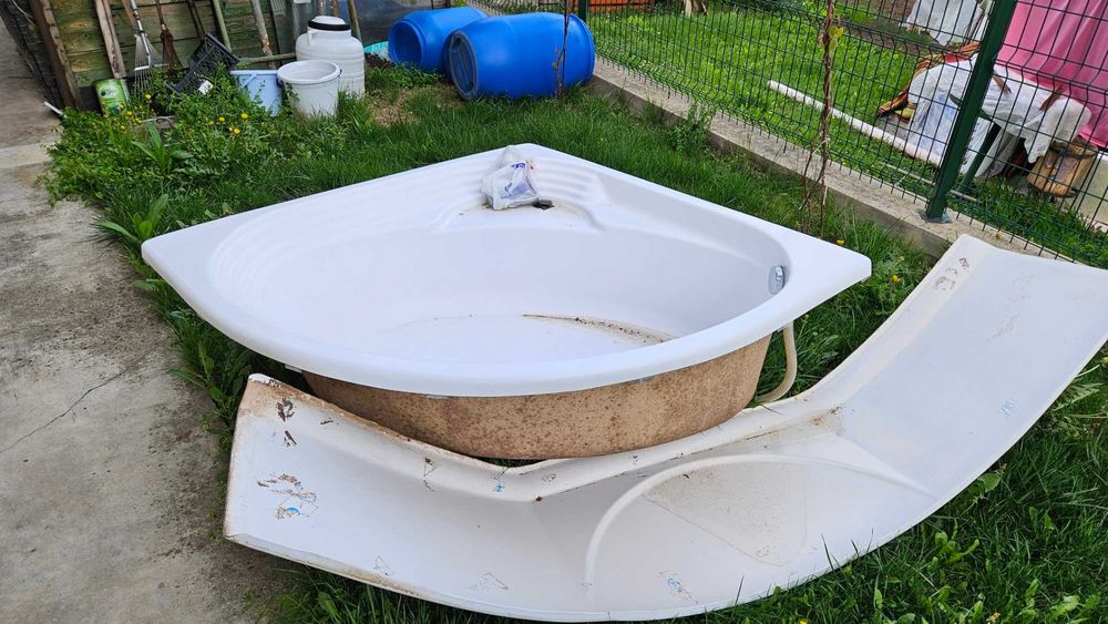 Ъглова вана със седалка