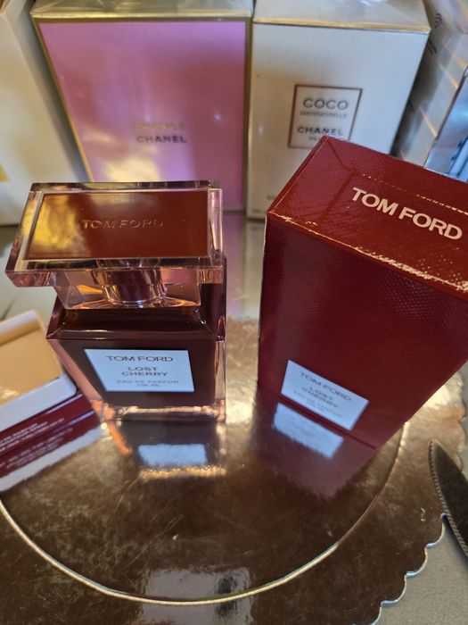 TomFord Lost Cherry с лек дефект