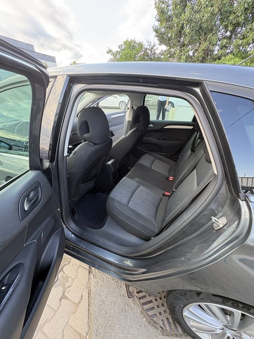 CITROËN C4 2011 — imagine 5