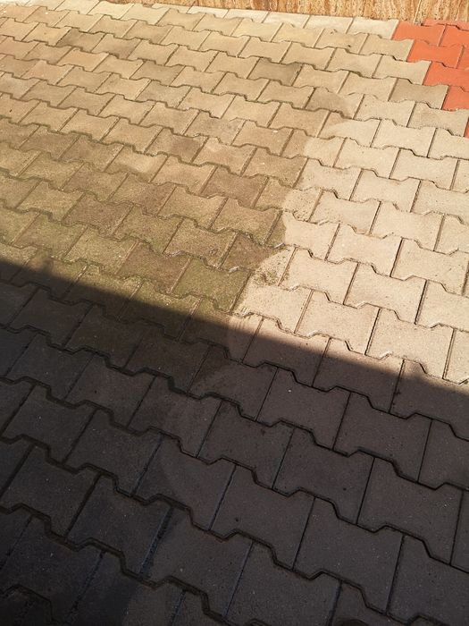 Spălăm pavaje curți garduri fațada acoperis