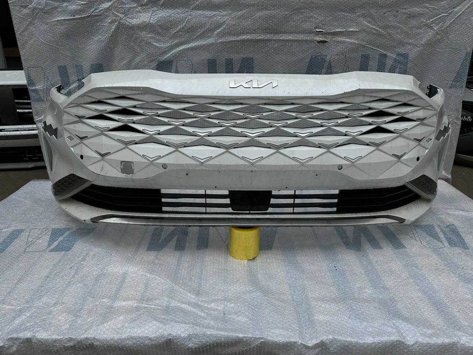 Бампер передний Киа / Kia K8 2022 Б/У