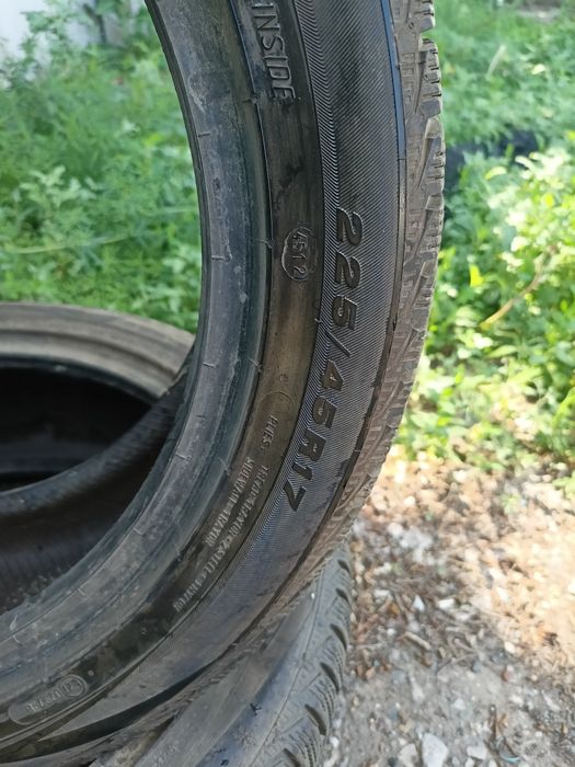Продам шины 225/45 R17