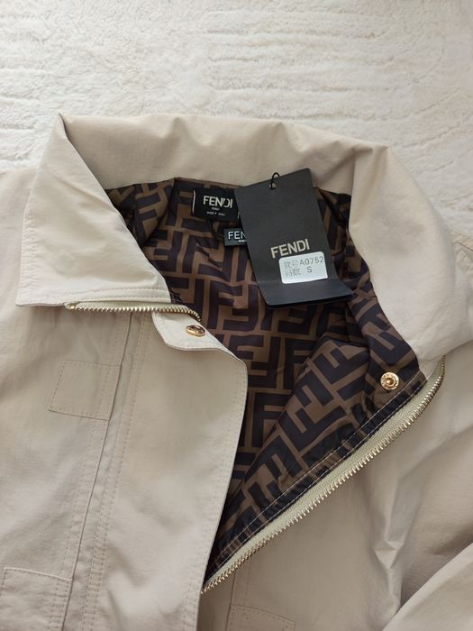 Geaca subtire de vant Fendi