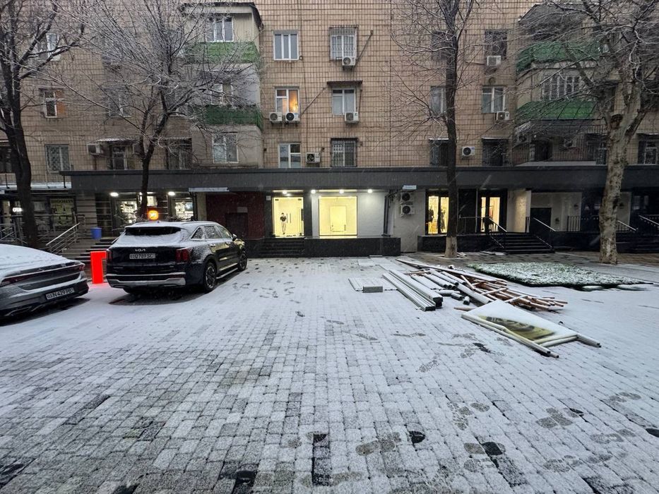Минг Урик Метро 1-Линя Продается Нежилой