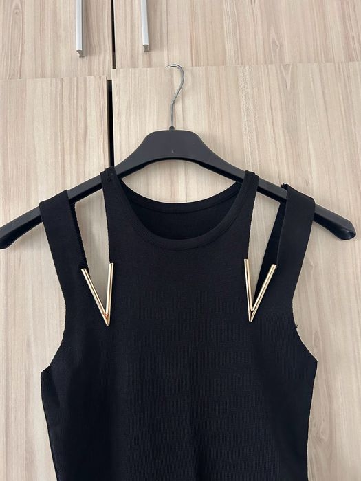 Черна рокля