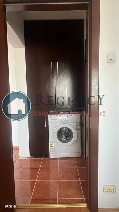 Vând apartament 2 camere, metrou Eroii Revolutiei - Piata Progresul