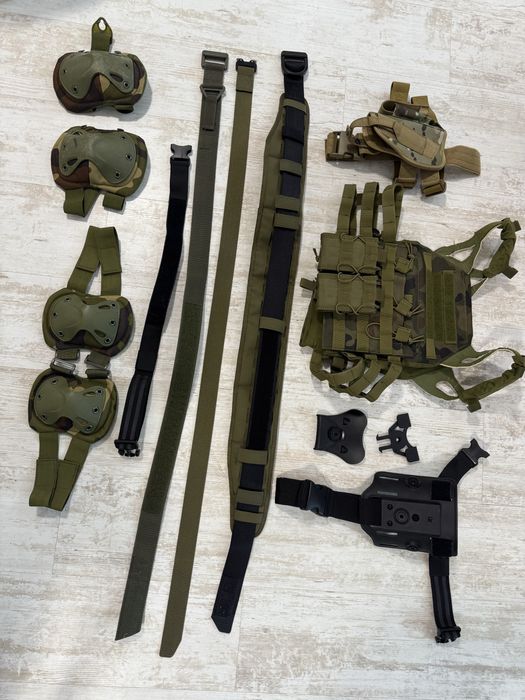 Bolt Airsoft B4 Knights Armament SR-16 URH 3.1 , Dauble Eagle M904H