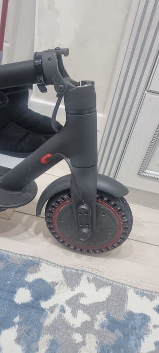 Продам электросамокат