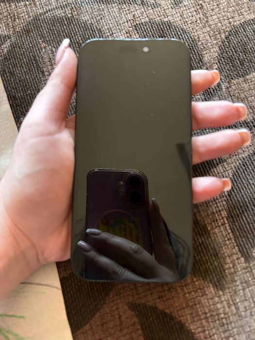Iphone 15 Pro. В гаранция.