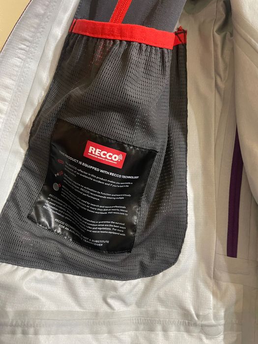 Mountain Hardwear hardshell jacket