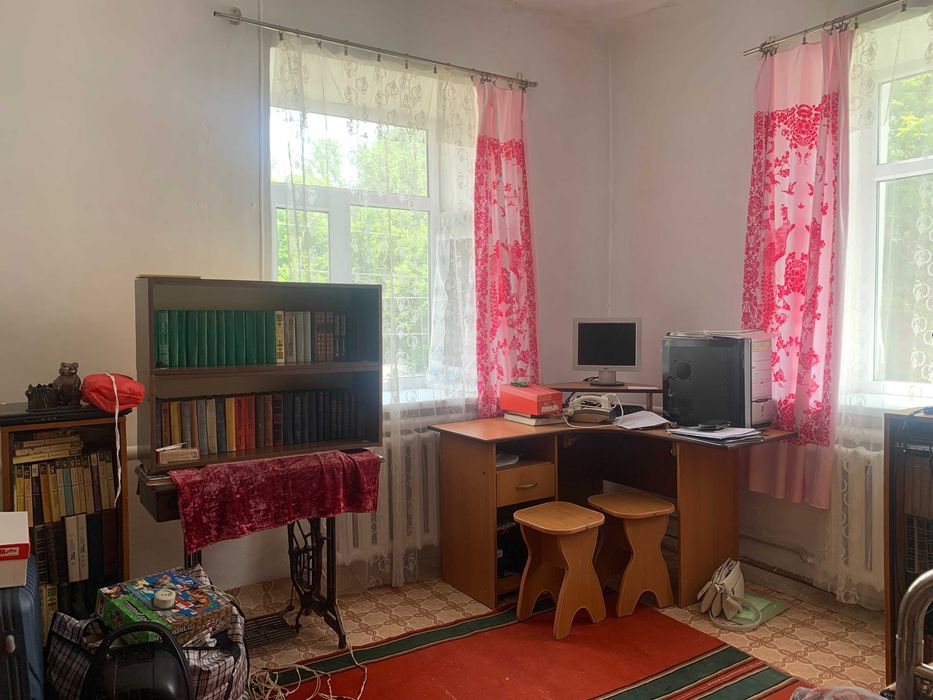 №1366. Продается 2-х комнатная кв. в старом городе.