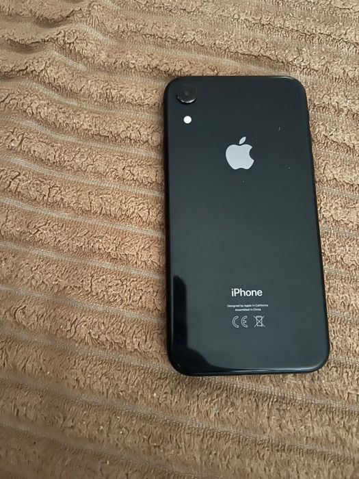 Срочно продам а Apple iphone XR