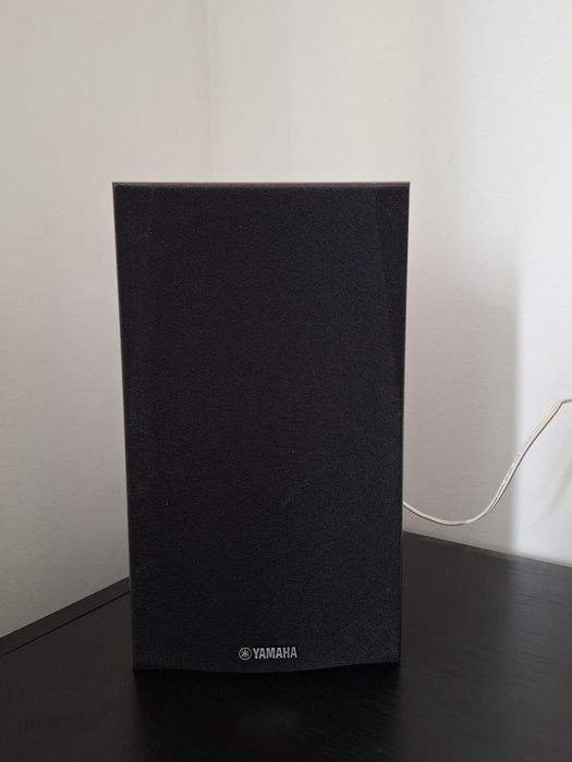 Yamaha Hi-Fi Dolby Atmost система за домашно кино