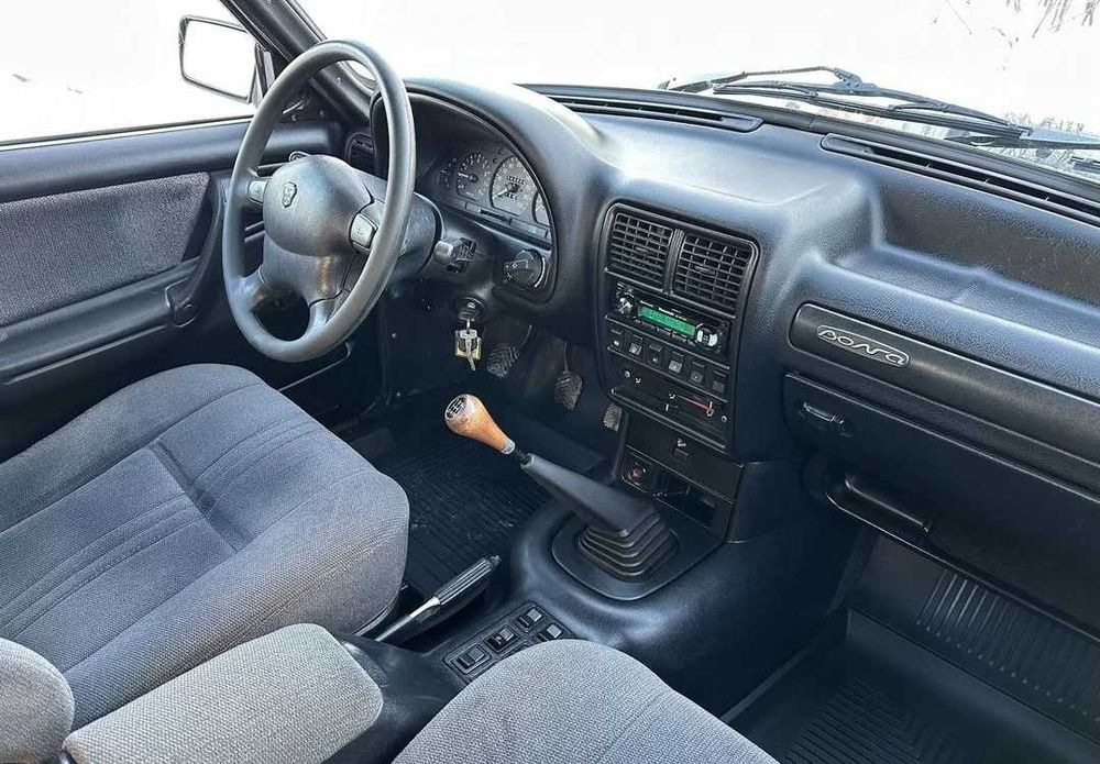 ГАЗ 3110 Волга 2.3 MT, 2001, 144 000 км