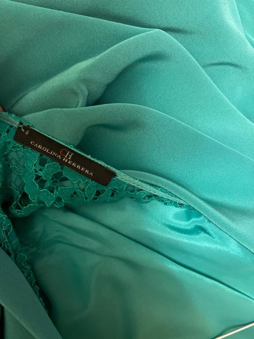 Rochie Carolina Herrera