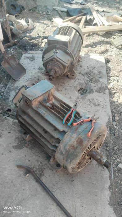 Двигатели крановые разные