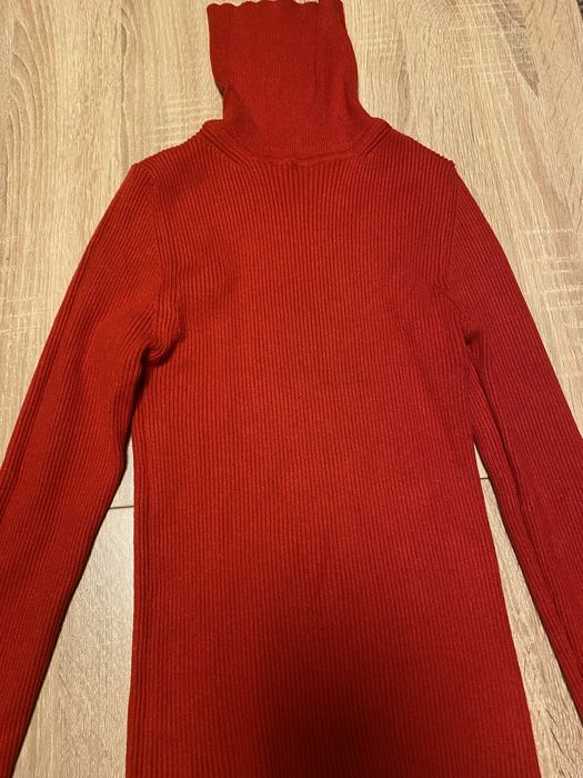 Червено поло PULL&BEAR