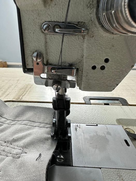 Швейную машинку "Тупикал"