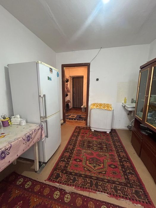 Продаётся 1,5-ка по ул. Серикбаева, 1/1