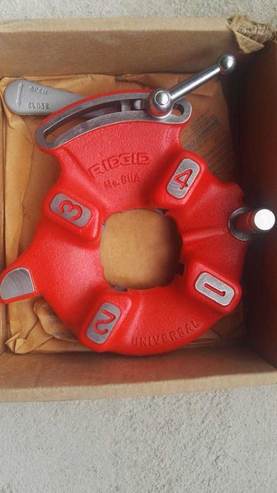 Резьбонарезная головка RIDGID 811A