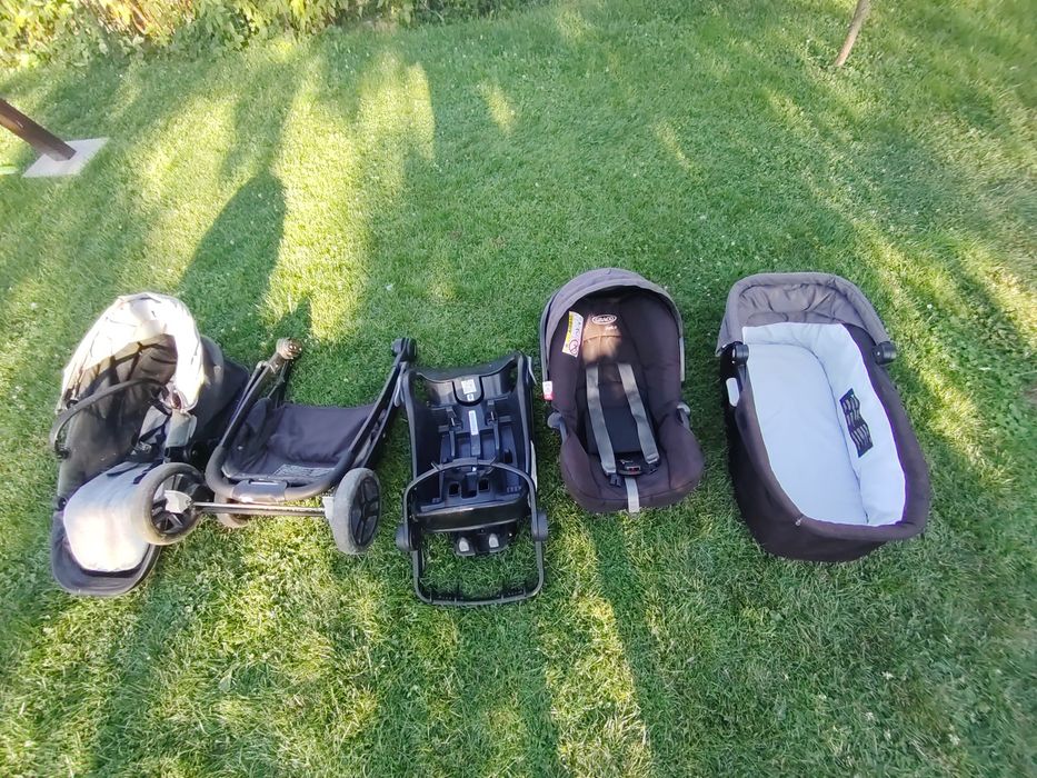 Cărucior 3 in 1 graco Evo