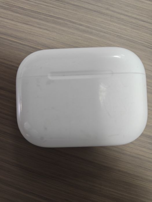 Airpods Pro3, оригинал, куплено в Macbro 6 ,месяцев назад.