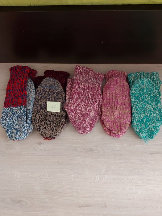 Чорапи вълнени нови с подарък терлици