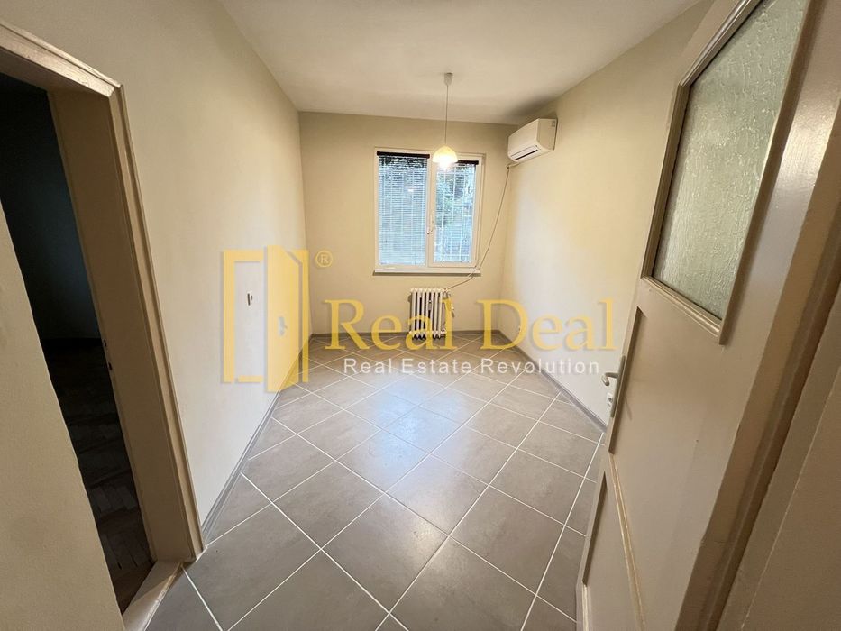 2-стаен в София-Център площ 50 цена 650