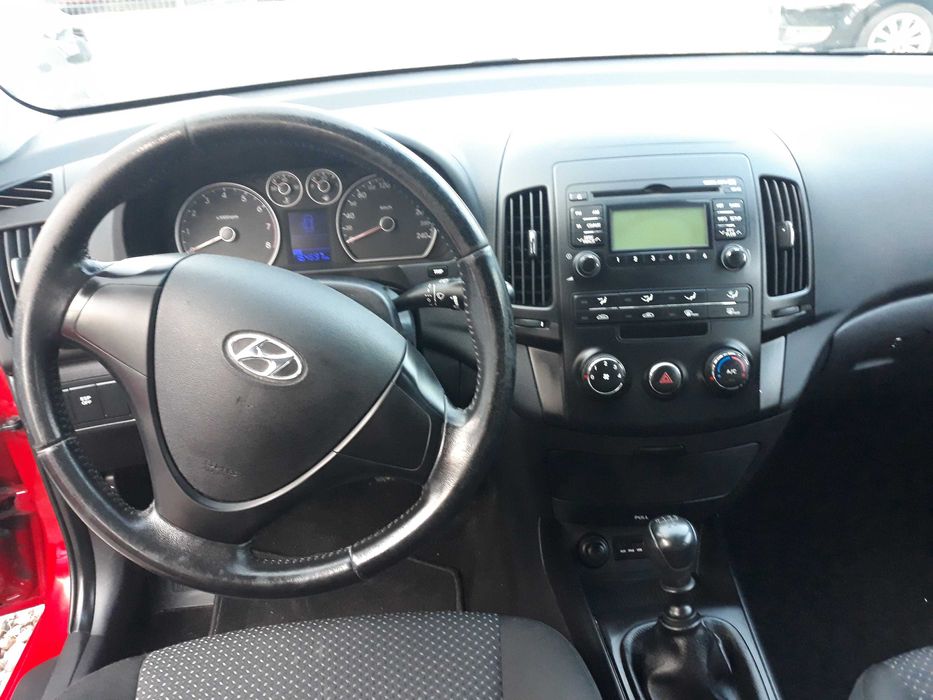 Vand Hyundai I 30  BENZINA 2010 CASH su RATE