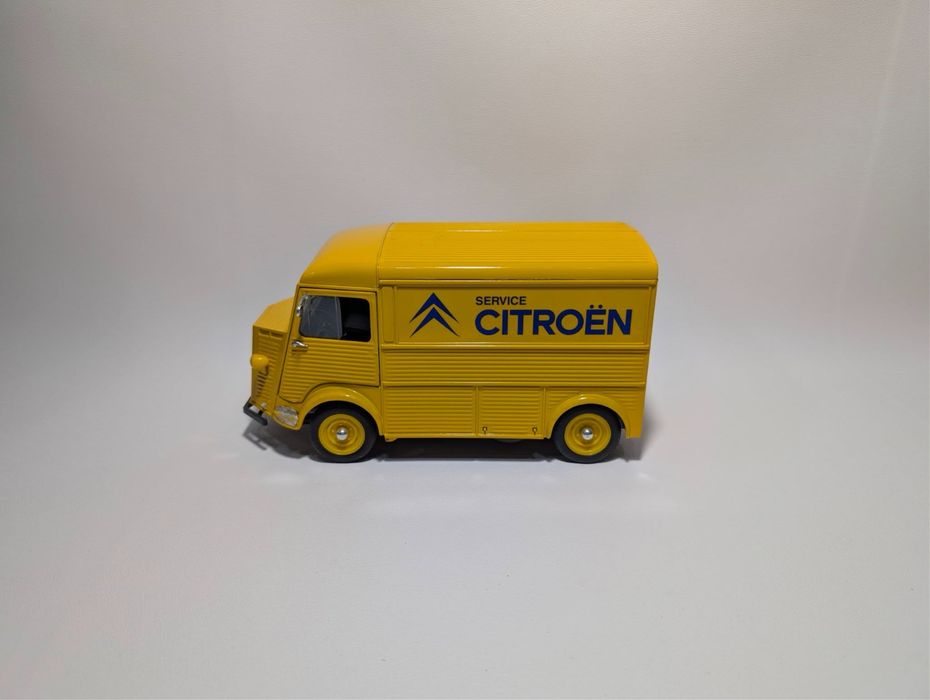 Macheta Solido 1:18, 1962 Citroen HY