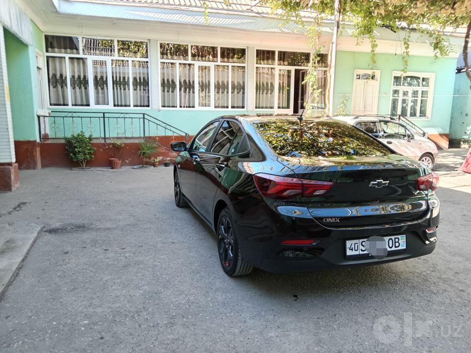 Onix Reline 7 pozitsiya qora rangli  2024 yil 20770 km. SOTILADI !!!