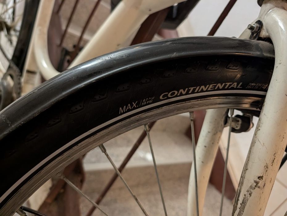 Vand anvelope Continental contact plus