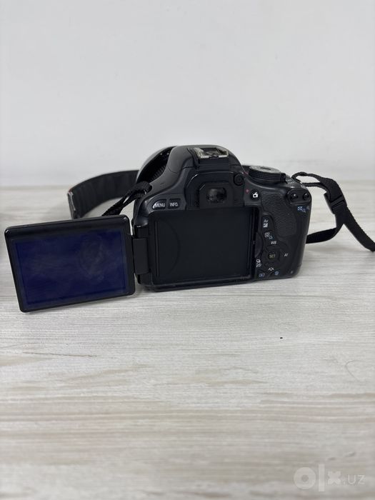 Зеркальный фотоаппарат Canon EOS 600D Kit 18-135mm IS