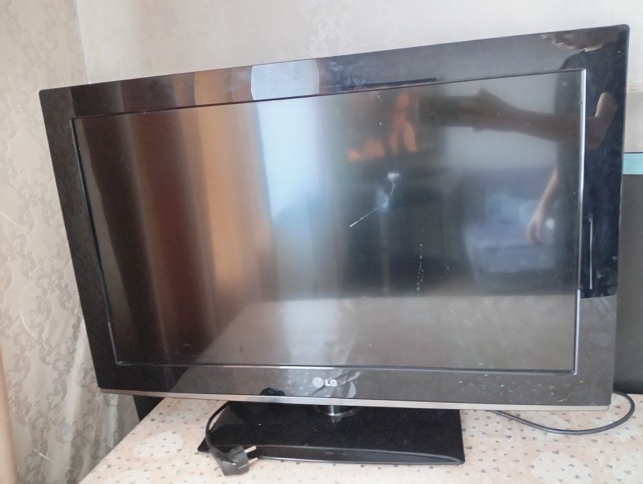 Продам хороший телевизор