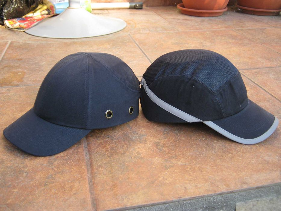 Casca protectie scuter trotineta bicicleta sapca frumoasa motoreta