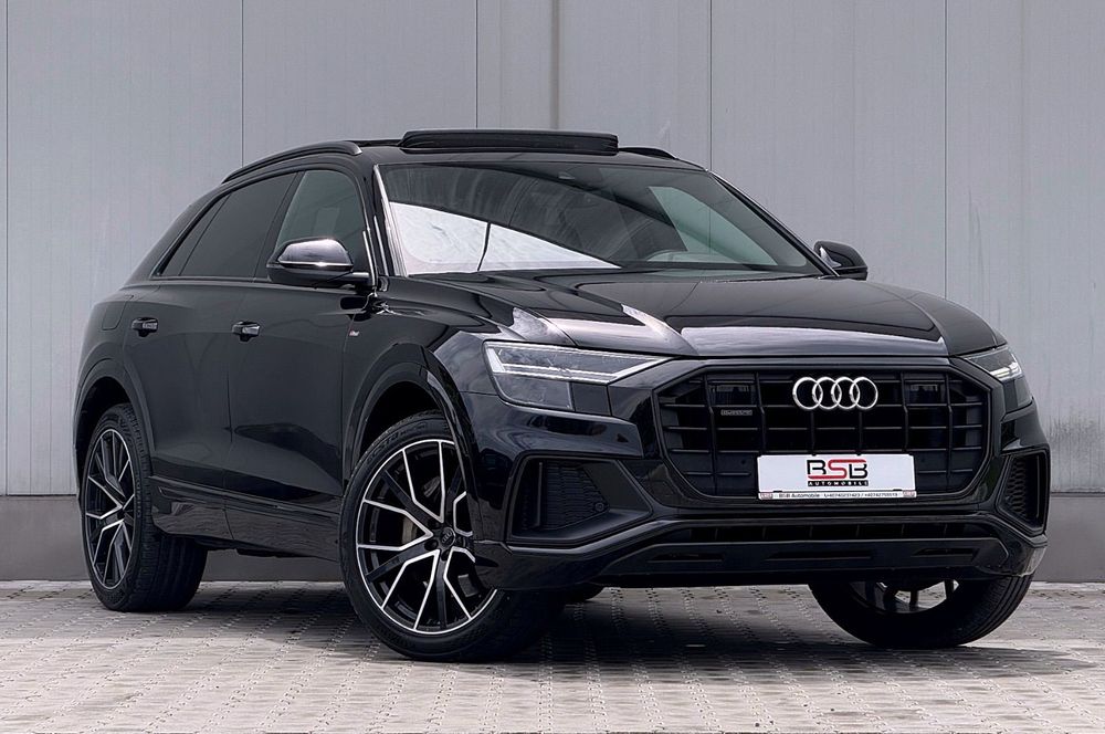 Audi Q8 pano / perne / s-line / carlig / R21/ distronic / Garantie