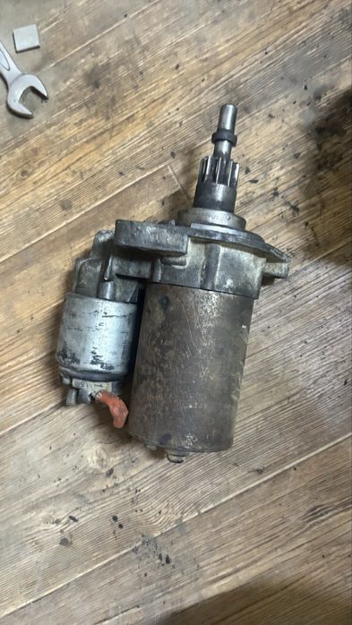 стартер Volkswagen Passat B3