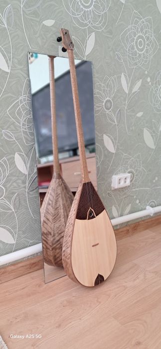 Домбыра тапсырыспен жасалады