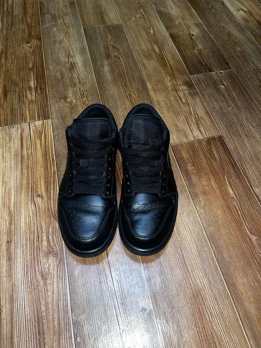 Nike air jordan low total black