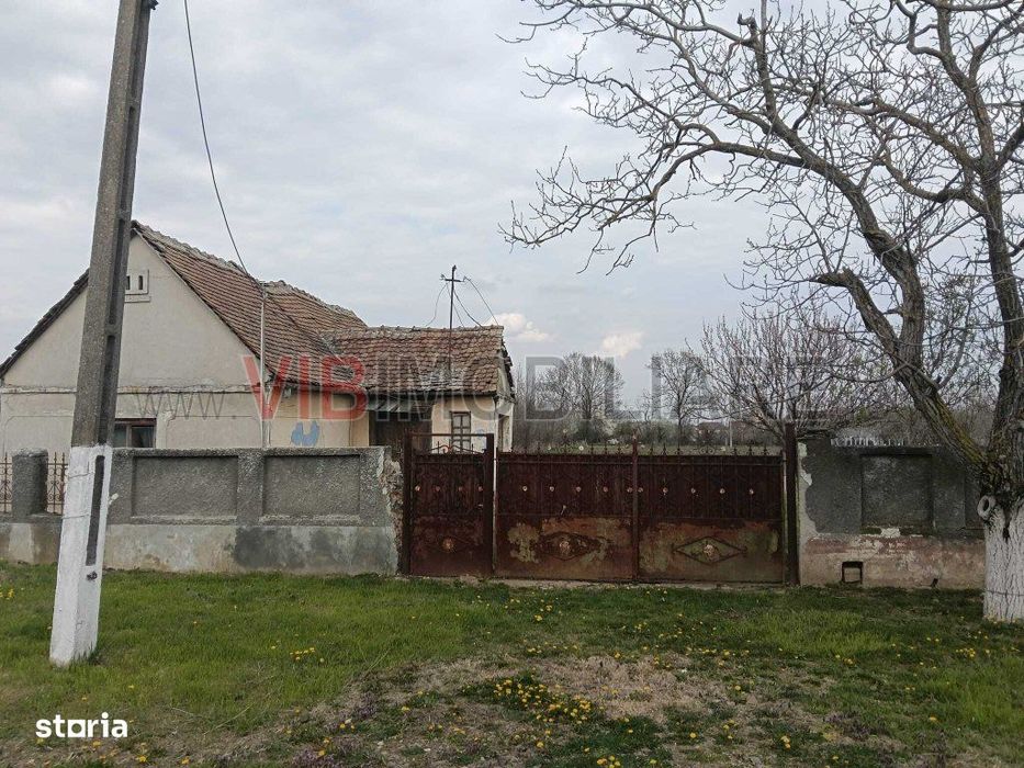 Teren intravilan investitie Padureni, 2 fronturi stradale