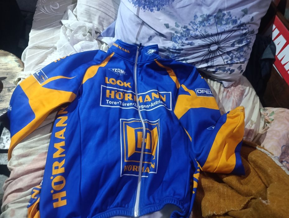 Треко за Колоездене-Неопреново горнище за Колоездене