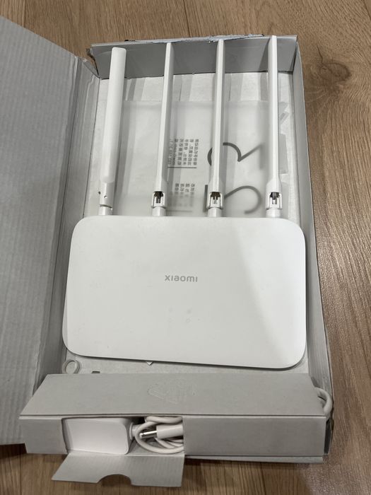 Продам или поменяю роутер xiaomi 4a