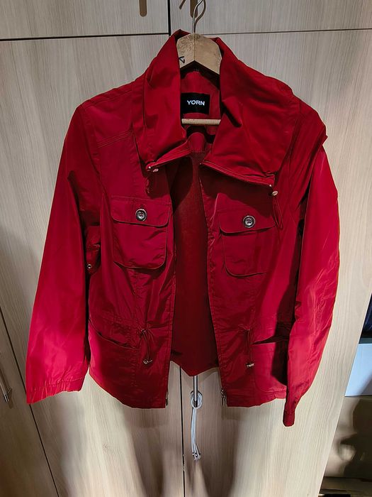 Зимно яке дамско.