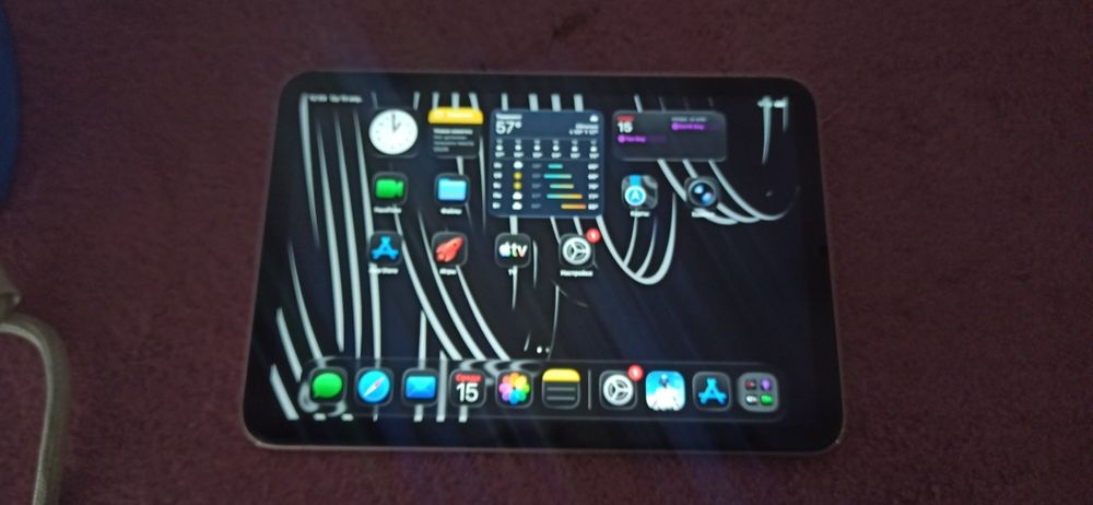 ipat ayfon mini 6  поколения