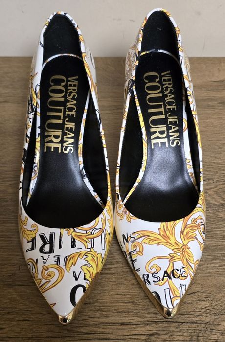 Versace Jeans Couture оригинални нови страхотни дамски обувки