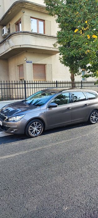 Peugeot 308 1.2/110 cp